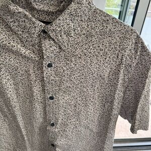 MICHAEL KORS Floral Short-sleeve Button Up Shirt - XL Slim Fit